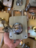 Serrure de Porte à Cylindre Double HYLAND OEM 5861 Noire pour Portail, Installation Facile, Sécurité Renforcée