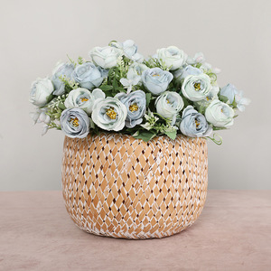 2023 vendita calda fiore artificiale rosa vero tocco artificiale 5 forchetta 10 testa <span class=keywords><strong>primavera</strong></span> rosa fiori personalizzati decorazione di nozze - Product Image 4