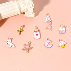 Colgante Clásico Infantil en Forma de Estrella de Aleación Chapada en Oro con Zirconia Rosa y Esmalte Goteado, Accesorios de Joyería DIY - Product Image 2