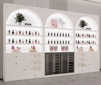 Vitrine de présentation de cosmétiques de luxe léger, comptoir de présentation de produits de salon de beauté, salon de coiffure, salon de barbier, armoire à peinture cuite pour perruques