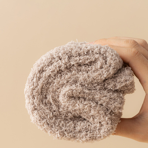 Usine Épais Fuzzy Chaussettes Femmes Personnalisable Broderie Logo Fuzzy Chaud Grip Chaussettes Hiver Chaud Chaussettes En Gros - Product Image 2