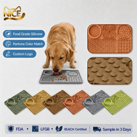 Tapis à lécher en silicone à 6 zones pour alimentation lente NicePets |   Base à ventouse anti-étouffement |   Tapis pour nourriture pour chiens et chats avec grattoir, 6 couleurs