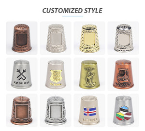 Vente en gros de décapins métalliques décoratifs pour le couture, souvenirs touristiques personnalisés de pays variés - Product Image 5