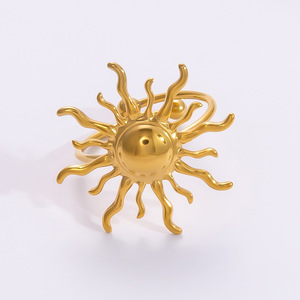 Heart-Shaped Stainless Steel <b>Ring</b> 18K Gold Plated <b>Titanium</b> Steel Jewelry Women's Gift Fashion <b>Rings</b> Yiwu Origin - Product Image 5