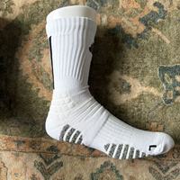Chaussettes de basketball professionnelles en polyester et coton tricotées à rayures - Saison printemps - En stock - Séchage rapide - Antibactériennes - Sport