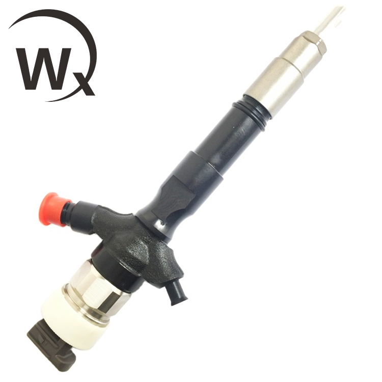 Common Rail Injector 095000-7800 Diesel Injector 23670-30310