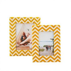 Cadre photo de table en bois naturel fait main, écologique, support décoratif pour photos, souvenirs de famille, photos de mariage, décoration intérieure - Product Image 1