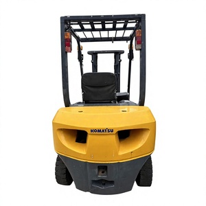 Montacargas Komatsu FD30 Usado de 3 Toneladas, Fabricado en Japón, Motor Diésel, Caja de Cambios, Certificado CE, EAC, SASO - Product Image 1