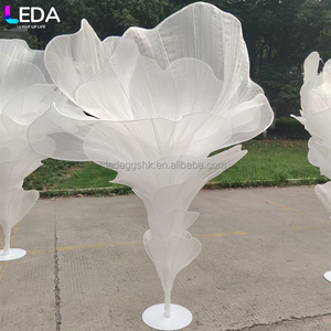 LEDA Nouveauté Décoration de fête Fleur géante faite à la main Grande fleur artificielle en soie blanche en organza pour mariage - Product Image 2