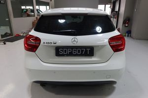 Mercedes-Benz <span class=keywords><strong>Classe</strong></span> <span class=keywords><strong>A</strong></span> Hatchback <span class=keywords><strong>2015</strong></span> d'<span class=keywords><strong>occasion</strong></span>, automatique, sièges en cuir, conduite à droite, intérieur sombre, <span class=keywords><strong>prix</strong></span> abordable à vendre - Product Image 6