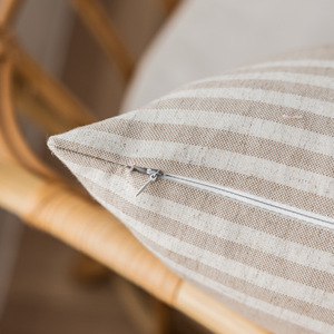 Imple-<span class=keywords><strong>funda</strong></span> de almohada moderna de algodón y lino con rayas finas, cubierta de cojín de estilo nórdico para sofá - Product Image 4