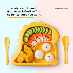 Juego de Vajilla Infantil de Dinosaurios, Platos y Tazones de PP de Grado Alimenticio, Aptos para Microondas, con Tenedor y Cuchara - Product Image 3