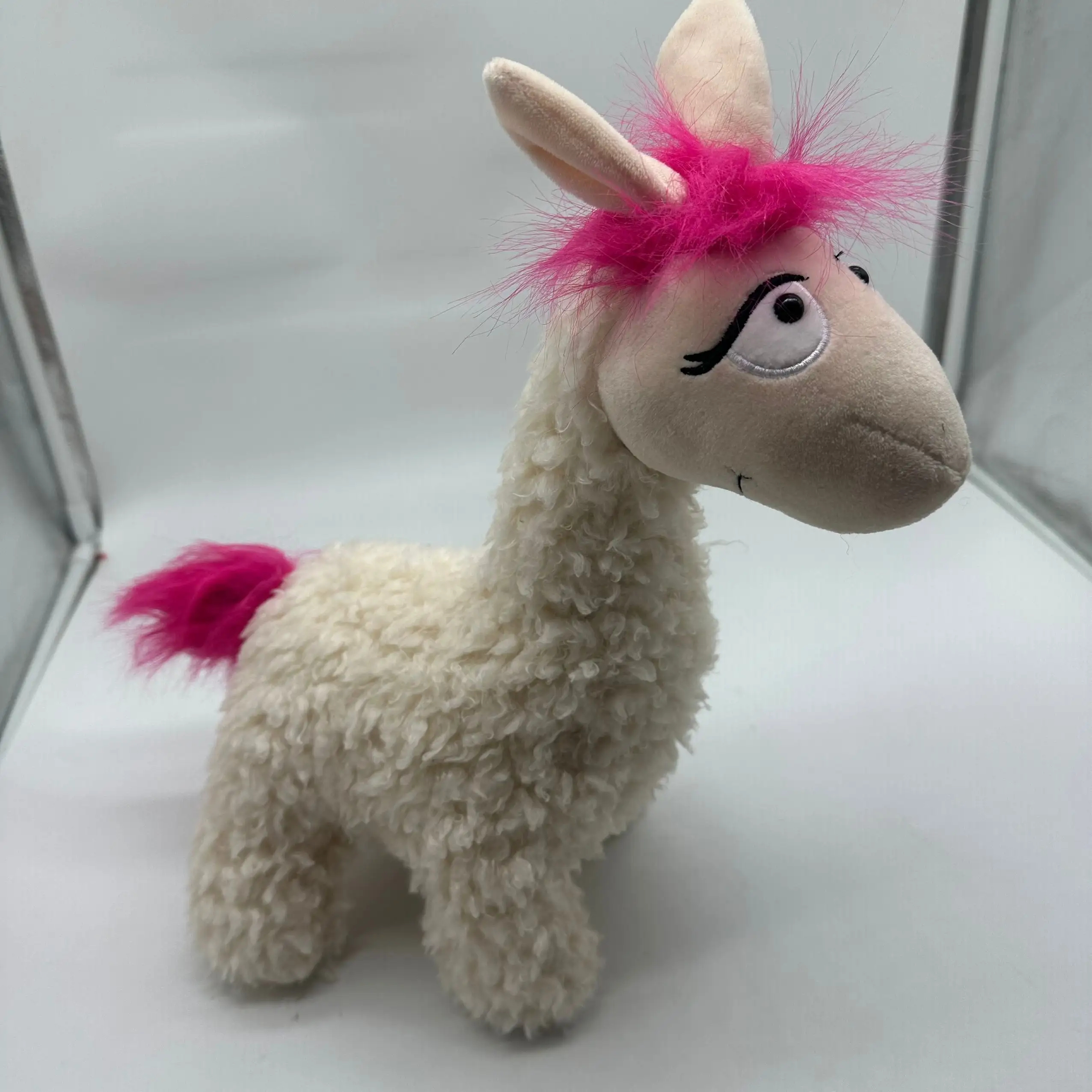 Wholesale Children Plush White and Pink Alpaca Stuffed Toys Realistic Lifelike Alpaca Toys with Zip Alpaca Fur Toy Skin