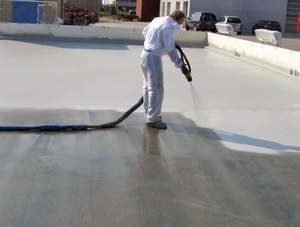 Recubrimiento de <span class=keywords><strong>poliurea</strong></span> antiamarillamiento, resistente a la intemperie, impermeable, protección contra la corrosión para <span class=keywords><strong>terrazas</strong></span> de techos, aplicación de pintura en aerosol para barcos - Product Image 5