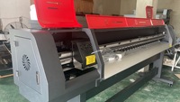 Tintas Kawanis compatibles con impresoras de inyección de tinta equipadas con cabezales de impresión XP600 que utilizan tintas solventes suaves para imprimir arte en lienzo.