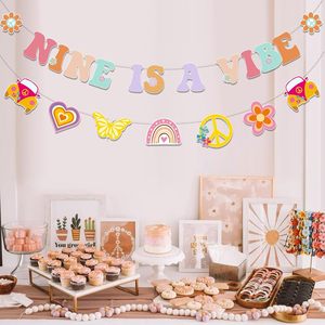 Striscione per il 9° Compleanno 'Groovy Nine Is a Vibe', Decorazioni Retrò e Hippie con Arcobaleno, Accessori per Feste Bohémien - Product Image 1