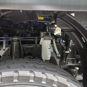 Camion tracteur Sinotruk HOWO TX 6x4 <span class=keywords><strong>à</strong></span> bas prix avec moteur diesel Weichai pour la livraison de marchandises dans les zones minières - Product Image 4