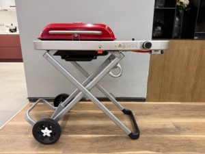 Barbecue à gaz moderne pour le camping en plein air, nouveau modèle, facile à nettoyer, pour 5 personnes, hauteur réglable, dispositif de sécurité de la flamme portable - Product Image 1