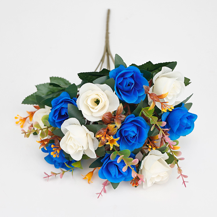 12 roses aux couleurs d'automne-bleu vif