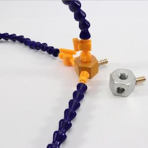 Tuyau flexible d'origine et neuf pour eau, huile et liquide de refroidissement, avec buse réglable pour système de refroidissement de tour - Product Image 1