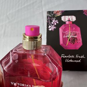 สเปรย์น้ำหอมฉีดตัวขนาด 100 มล. กลิ่นหอมติดทนนาน น้ำหอม Eau De Parfum กลิ่นดอกไม้ป่า วิคตอเรีย ซีเคร็ท น้ำหอมผู้หญิงของแท้ ขายส่ง - Product Image 3