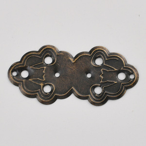 Wenzhou Platinum Link Antique Iron <b>Corner</b> <b>Protectors</b> New Chinese Style Anti Scratch Furniture Hardware Accessories - Product Image 4