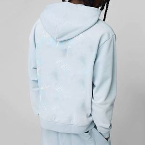 Ensemble de survêtement deux pièces personnalisé pour homme, bleu ciel, ultra ample, coupe carrée, avec sweat à capuche zippé intégral et pantalon de survêtement surdimensionné à silhouette ample - Product Image 3