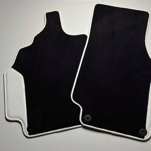 Tapis de sol exclusif pour <span class=keywords><strong>Audi</strong></span> <span class=keywords><strong>R8</strong></span> - Style tapis plat - Spécialement conçu pour le véhicule - Exclusif pour la voiture - Sans odeur - Product Image 1