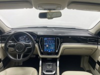 Zotye T700 SUV d'occasion 2017, conduite à gauche, automatique, essence, 5 places, 1.8T, 1-25000 milles, 6 airbags, sièges en cuir, toit ouvrant, feux LED