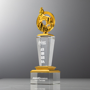 Trofeo grabado personalizado de alta calidad Formas de Lobo y ciervo Medallas de cristal Decoración de premios Trofeo de premio impreso UV - Product Image 2