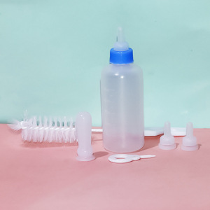 Juego de botellas para mascotas con cuatro tetinas, dispositivo de alimentación, botellas reutilizables para cachorros y gatitos, forma redonda, estilo sencillo - Product Image 3