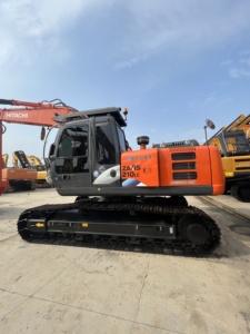 Excavatrice sur chenilles d'occasion Hitachi ZX210LC, machine d'origine japonaise, économique en carburant, prête à l'inspection - Product Image 1