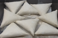 B2B bulklevering voor catering, buffetrestaurants, selectie authentieke Aziatische smaak, industriële kwaliteit, premium diepvries samosa's
