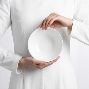 ชุดชามเซรามิกสีขาวสำหรับใช้ในครัวเรือน ชามก๋วยเตี๋ยว ข้าว ซุป สีพื้น ภาชนะบนโต๊ะอาหาร - Product Image 1