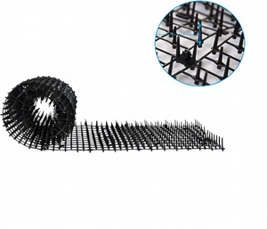 NUEVO Repelente de Animales, Tira Repelente, Plástico Anti Gatos, Tapete con Púas para Evitar que los Perros Hagan Agujeros - Product Image 1