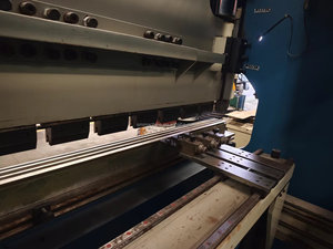 200 Ton 6100mm <strong>Used</strong> High Quality <strong>CNC</strong> Press Brake Economical <strong>CNC</strong> Press Brake <strong>Machine</strong> Sheet Metal Bending <strong>Machine</strong> - Product Image 6