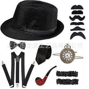 Kit de Disfraz Masculino Años 20: Sombrero, Pipa, Reloj, Corbatín, Tirantes, Bigote y Accesorios para Fiesta - Product Image 2