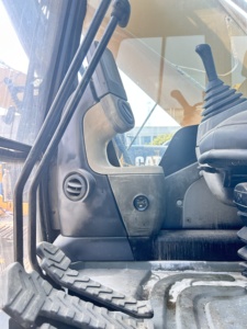 Prix négociable, excavatrice Caterpillar d'origine cat330D2, livraison rapide disponible dès maintenant, nouvelle arrivée - Product Image 6