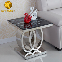 Table d'appoint en métal Foshan Xuanzhen pour salon, petites tables basses modernes de luxe, table d'appoint haute en marbre à vendre
