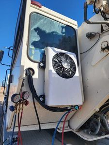 เครื่องปรับอากาศที่จอดรถแบบแยกส่วนขนาดเล็กสำหรับรถบรรทุกรถแทรคเตอร์รถแทรคเตอร์ DC12v 24V ใหม่ - Product Image 2