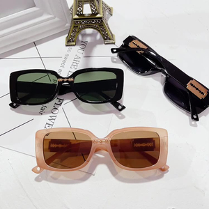 YD170 INS-gafas de sol cuadradas reflectantes para hombre y mujer, lentes con marco de PC, a la moda, para playa y aire acondicionado, baratas - Product Image 1