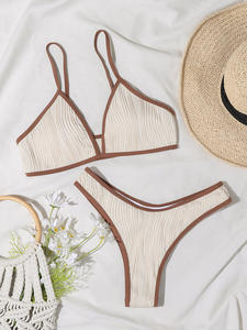 夏の新作ビキニセット ベージュ水着 ビーチ プッシュアップ 2点セット - Product Image 5