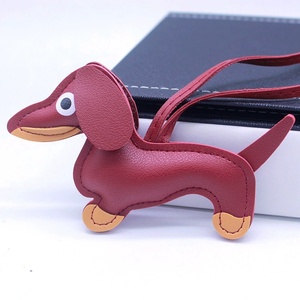 Llavero de Perro Salchicha de Dibujos Animados de Cuero PU Suave y Portátil, Bonito y Ecológico, con Diseño de Animal, para Niñas, Ideal como Regalo Promocional a Bajo Precio - Product Image 2