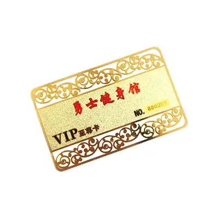 Design personalizzato opaco con carte da gioco in lamina d'oro biglietti da visita in oro e argento