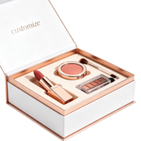 Boîte à maquillage blanche personnalisée de luxe avec insert en feuille d'or rose, boîte cadeau rigide en carton magnétique pour l'emballage d'un ensemble cosmétique