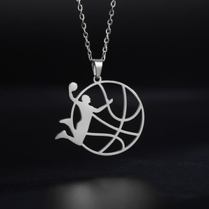 Nuevo Collar <span class=keywords><strong>de</strong></span> Acero Inoxidable con Colgante <span class=keywords><strong>de</strong></span> Baloncesto Personalizado <span class=keywords><strong>de</strong></span> la Serie Deportiva, Joyería <span class=keywords><strong>de</strong></span> Moda - Product Image 3