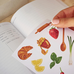 Diario de Recetas con Tapa Dura de Tela, Título en Lámina Dorada, Recetas Escribidas por The Home Chef, Libro de Regalo - Product Image 2