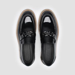 Chaussures en cuir pour hommes tendance automne-hiver, mocassins à semelles en caoutchouc résistantes, chaussures en cuir décontractées pour hommes, modèle une pièce, tendance. - Product Image 4