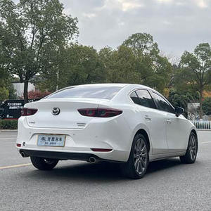 Auto Usado Económico de Bajo Consumo, <span class=keywords><strong>Mazda</strong></span> <span class=keywords><strong>3</strong></span> Axela <span class=keywords><strong>2021</strong></span>, 2.0L, Automático, Edición Dinámica, Asientos de Cuero, Ideal para Desplazamientos Urbanos - Product Image 4
