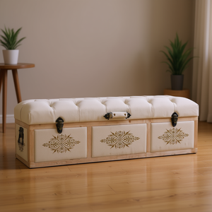 Panca portaoggetti color crema per arredamento soggiorno con pannelli decorativi e seduta trapuntata - Product Image 2